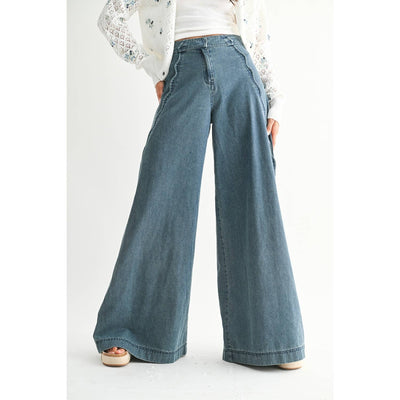 Wide Leg Stretch Denim With Scallop Trim