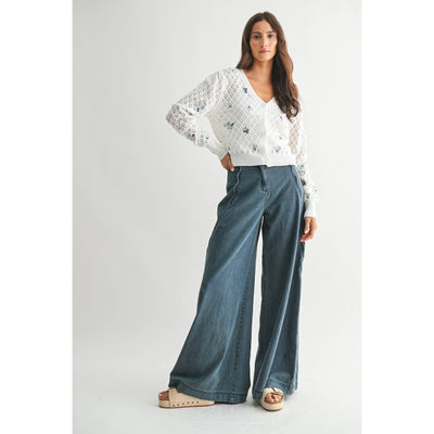 Wide Leg Stretch Denim With Scallop Trim