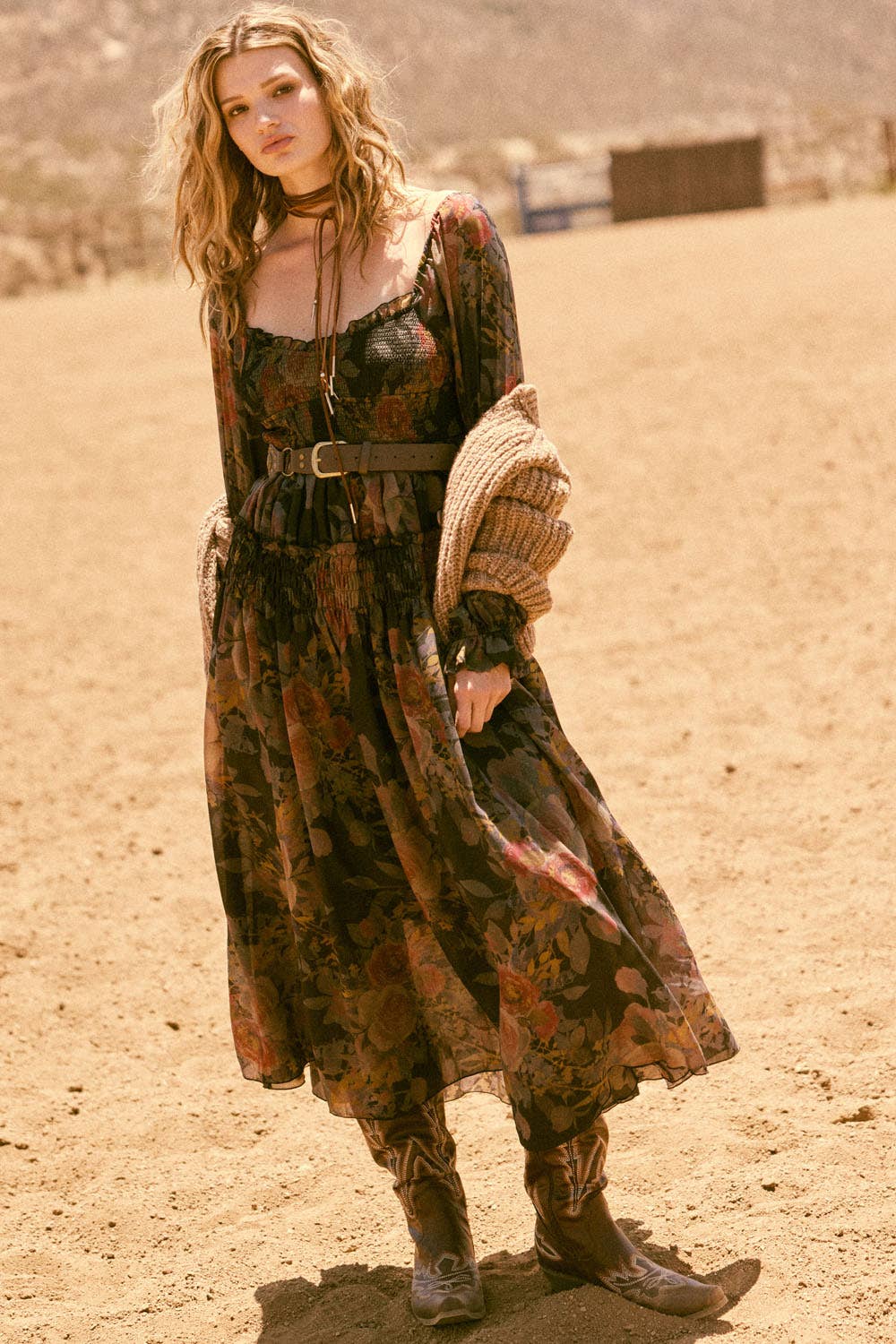Floral-print Smocked Bubble Sleeve Maxi Dress Black / M Floral-print Smocked Bubble Sleeve Maxi Dress Black / M