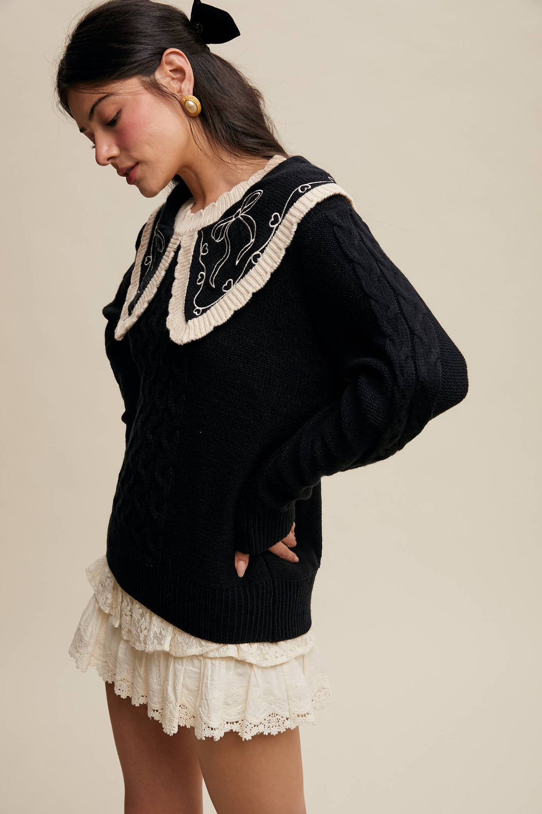 Bow Embroidered Cable Knit Sweater