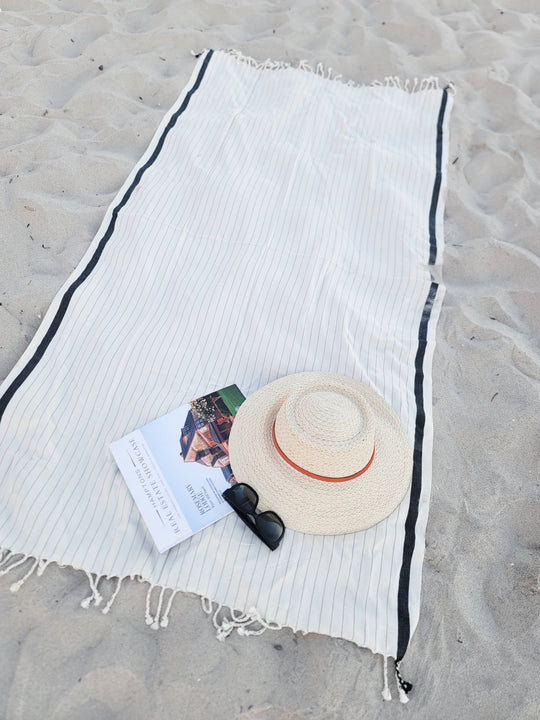 St. Tropez Flatwoven Sand Free Turkish Towel