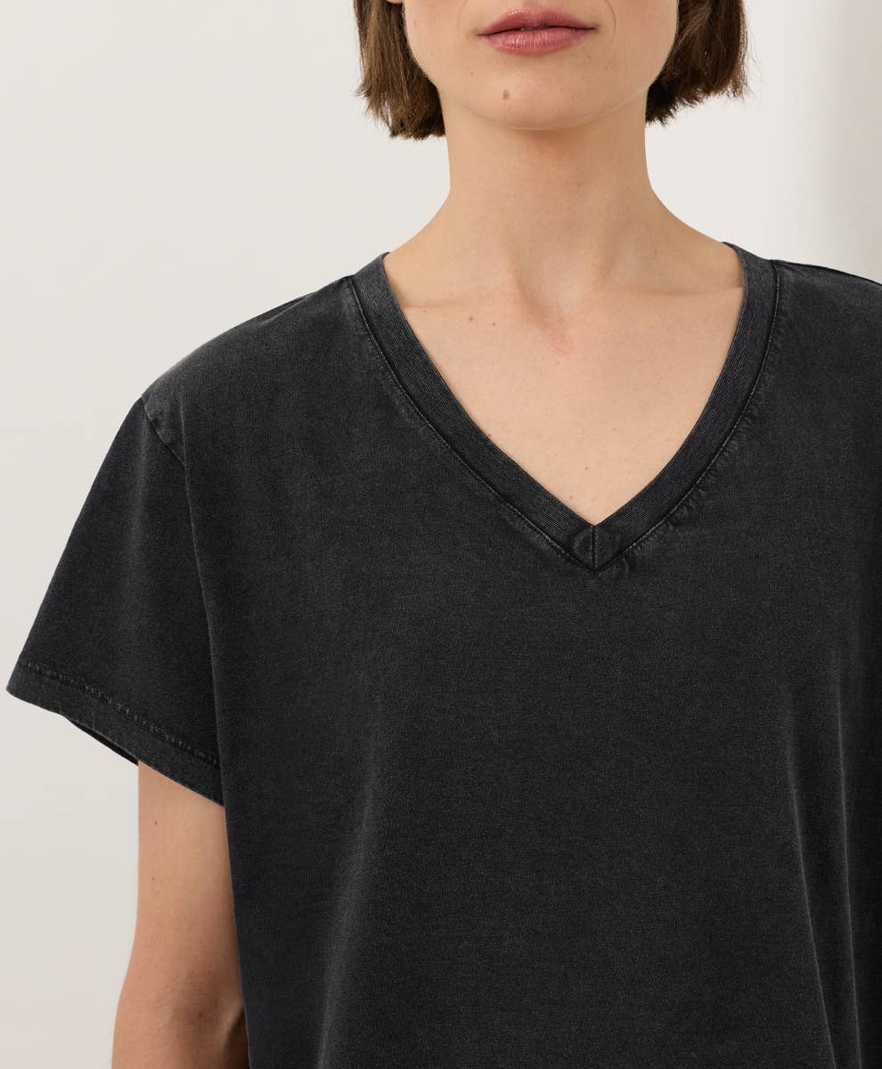 Vintage Jersey V-Neck Tee