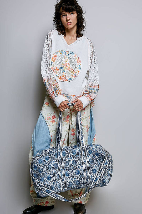 Front Pocket Quilted Adjustable Strap Duffel Bags
