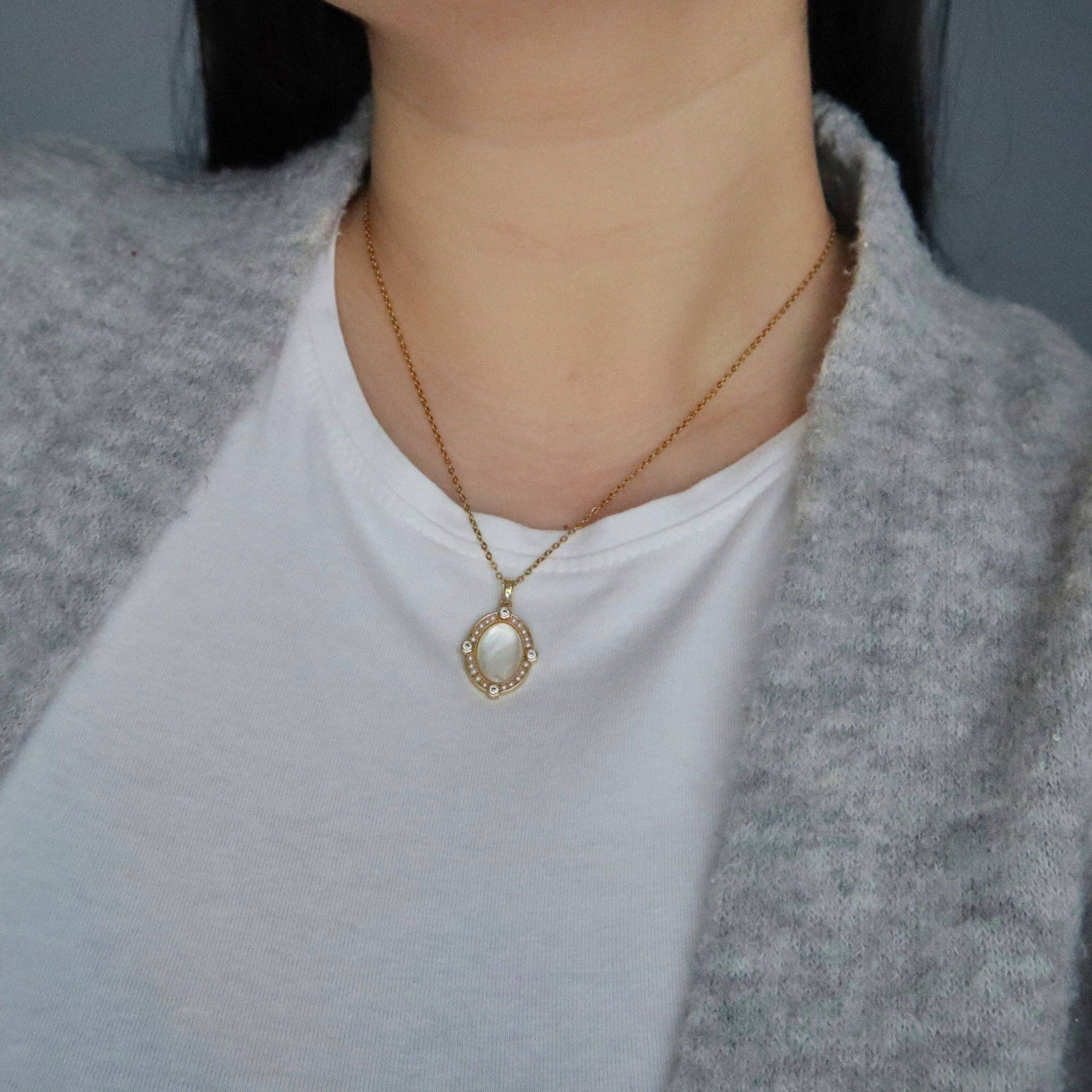 Aurora Necklace | White Shell Pendant Necklace