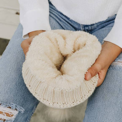 Chunky Knit Pom Pom Winter Hat with Lining