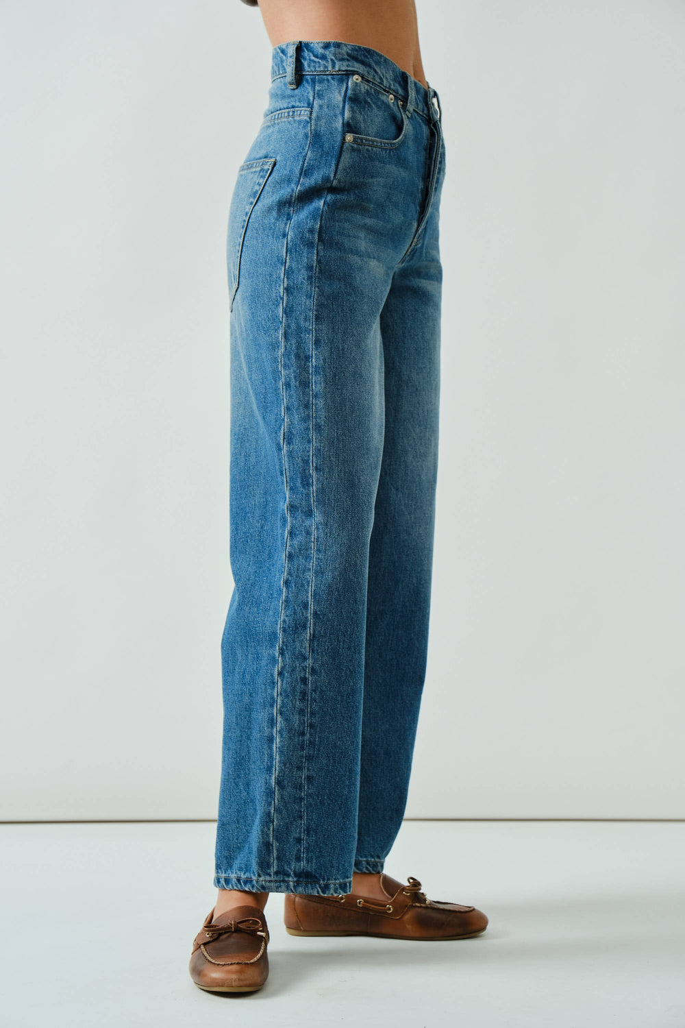 High Rise Semi Barrel Jeans