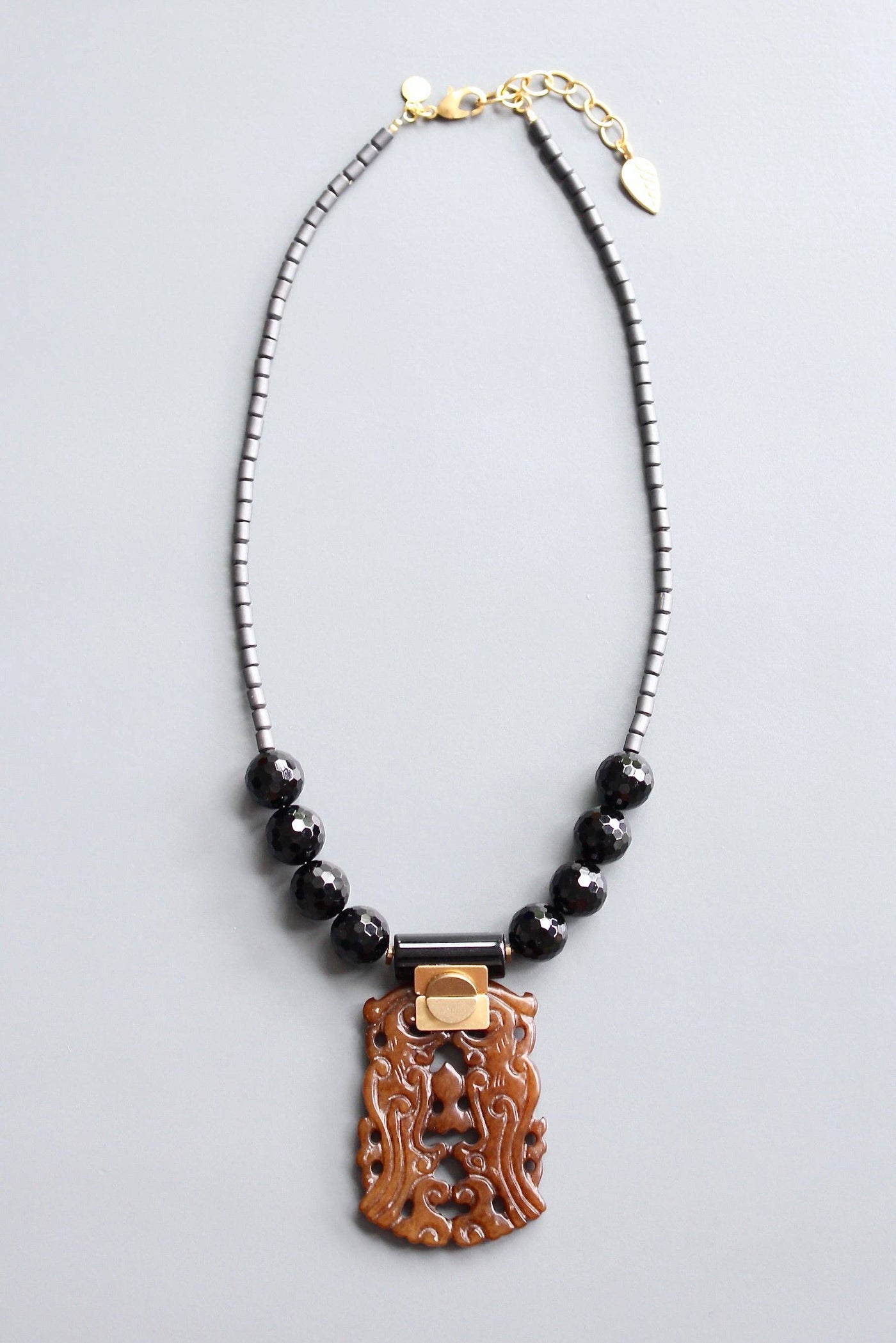 David Aubrey Jewelry HYL319 Jade and black agate pendant necklace - Simple Good