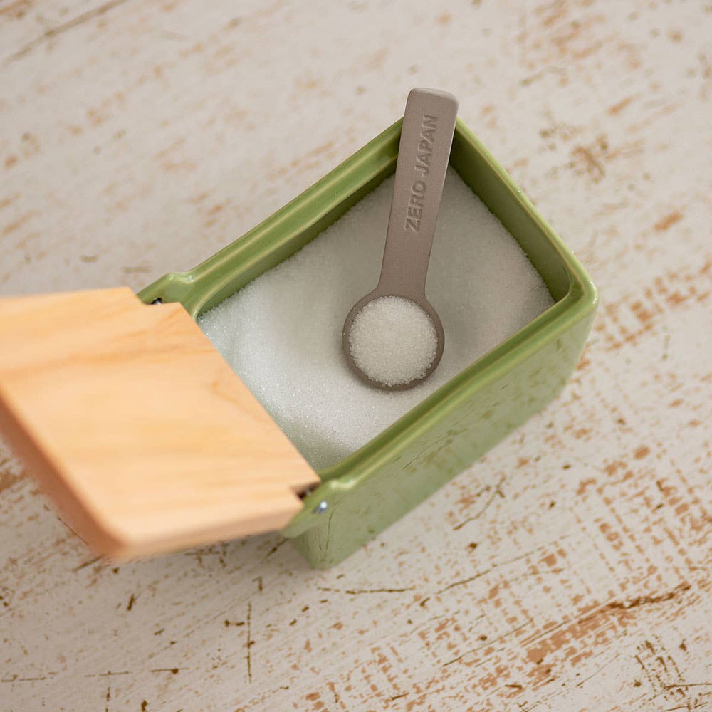 Dehumidifying Measuring Spoon