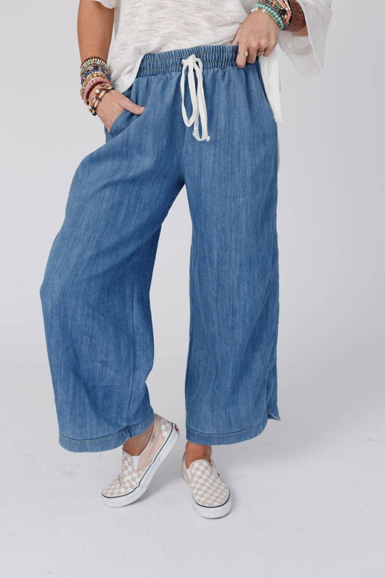 So Comfy Wide Leg Cropped Denim Pant