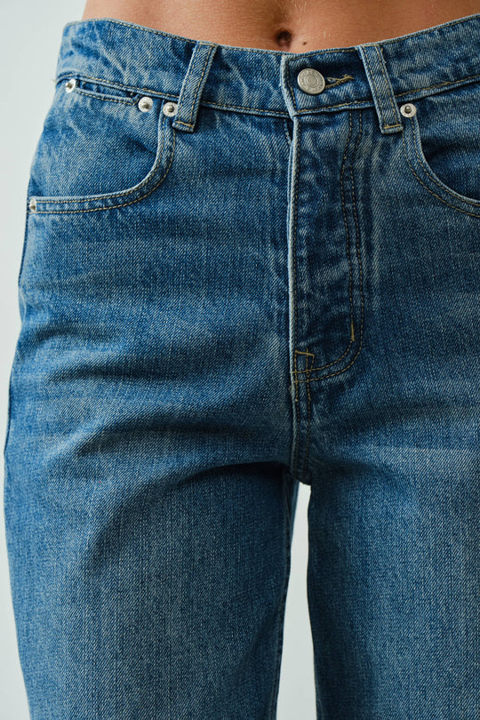 High Rise Semi Barrel Jeans