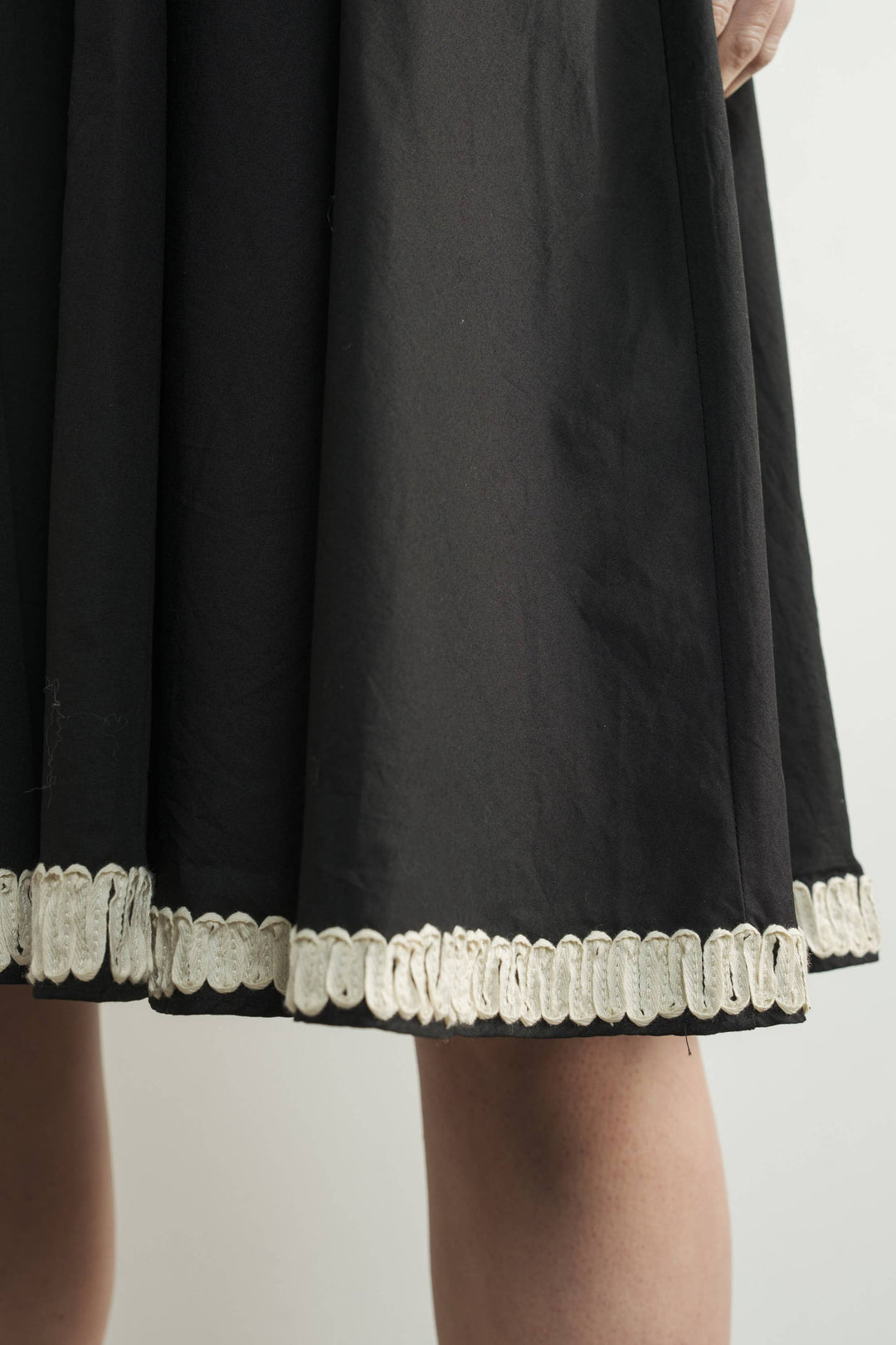 Embroidered Midi Dress with Puff Sleeve