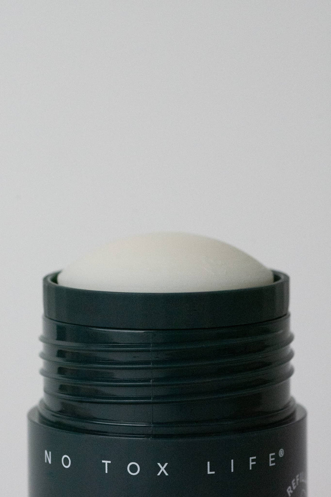 No Tox Life SOLIDSILK® Deodorant (Earl Grey) Refillable - Simple Good