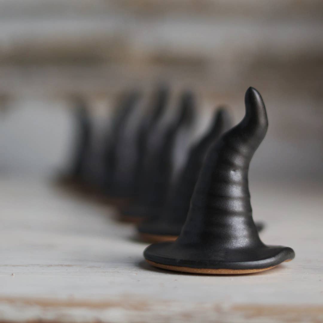 Black Witch Hat Ring Holder