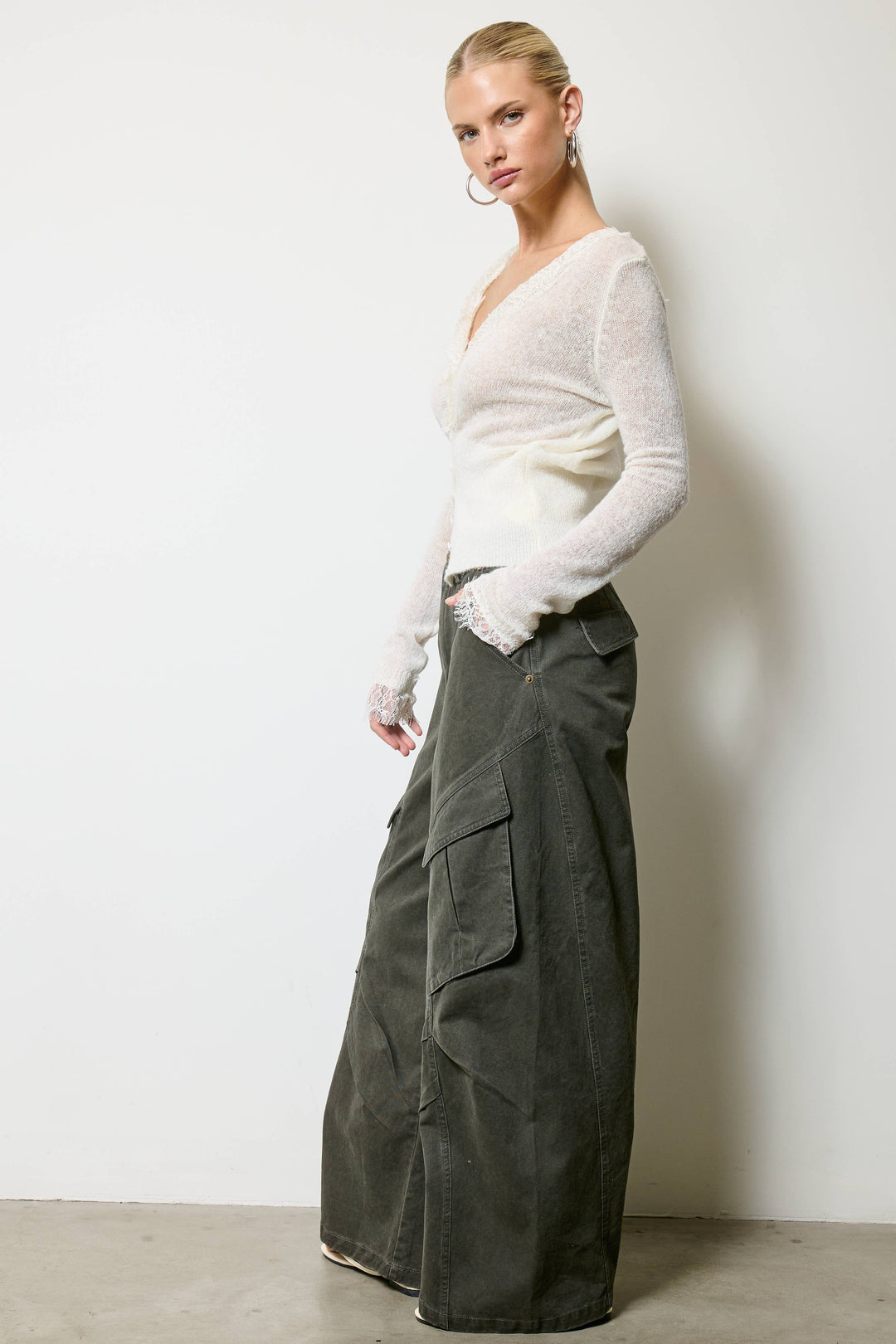 Wide Leg Twill Cargo Pants