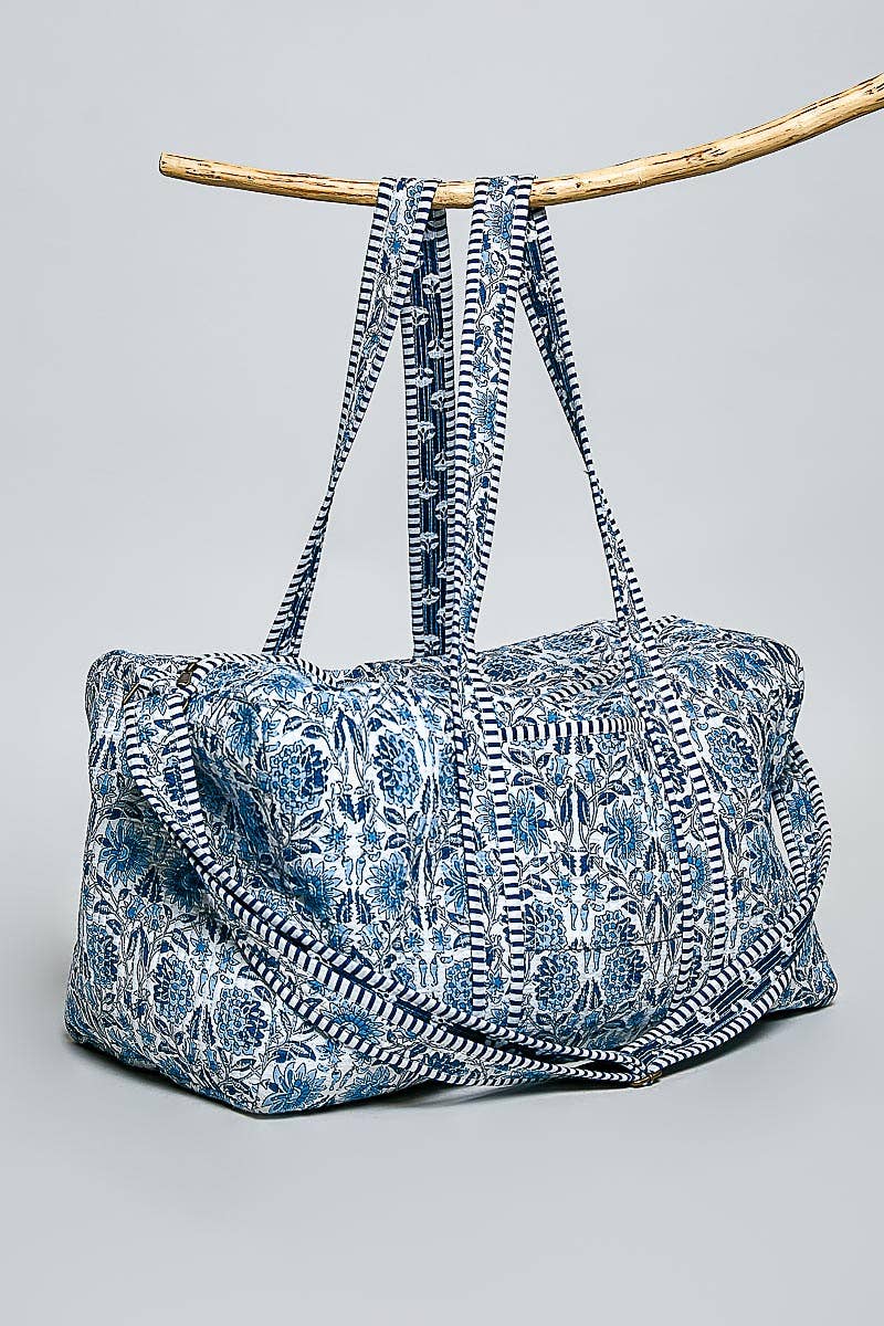 Front Pocket Quilted Adjustable Strap Duffel Bags
