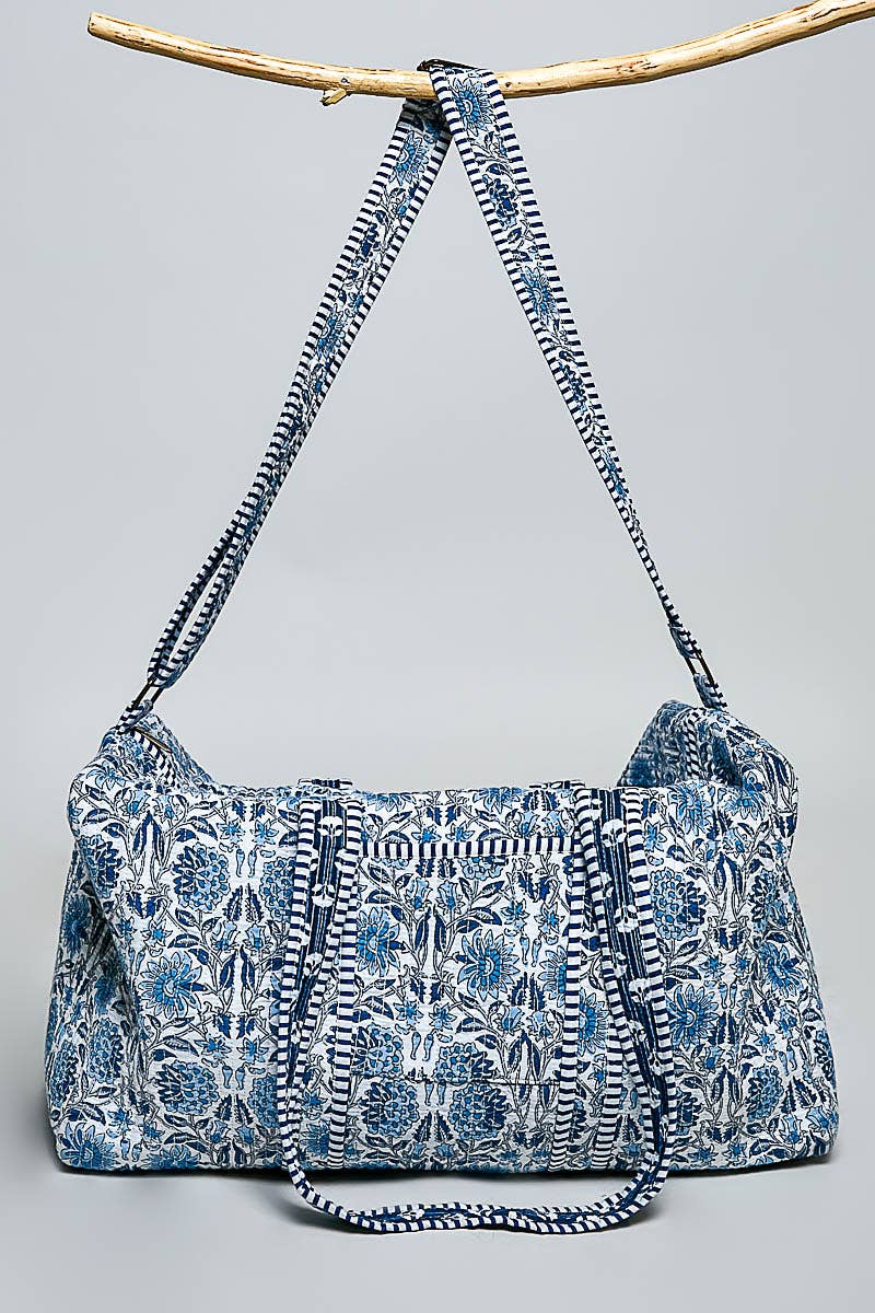 Front Pocket Quilted Adjustable Strap Duffel Bags