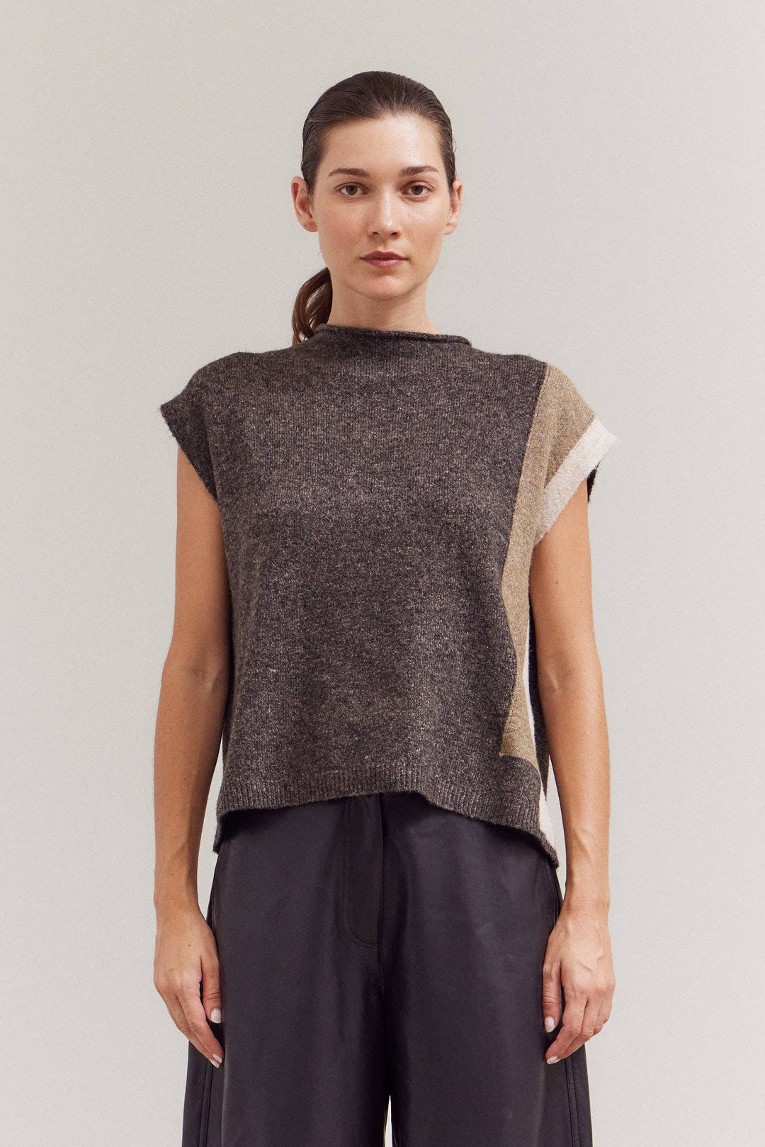Knit Gradient Sleeveless Sweater