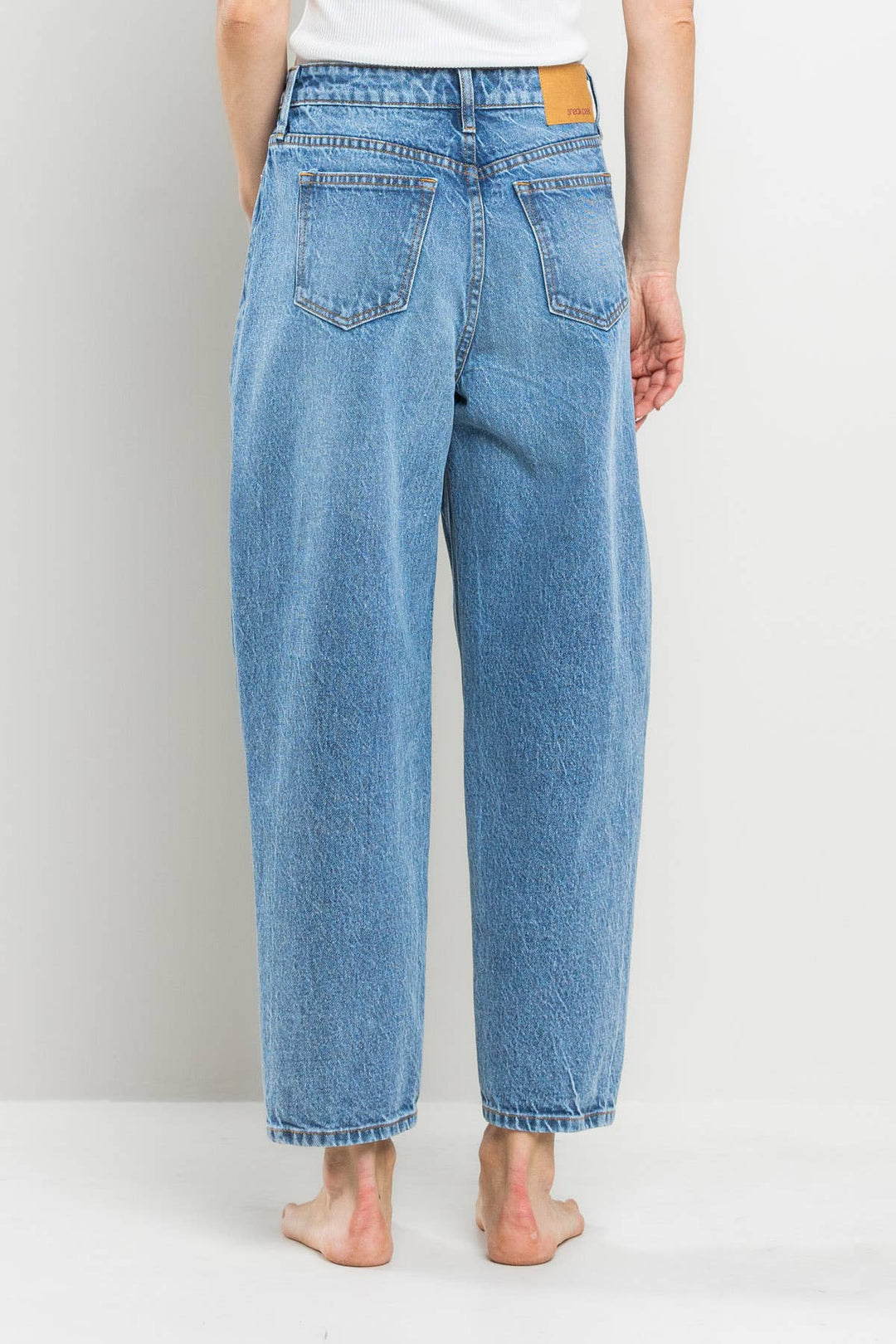 SneakPeek HIGH RISE BALLON FIT JEANS IN MEDIUM VINTAGE SP-P12565MV - Simple Good