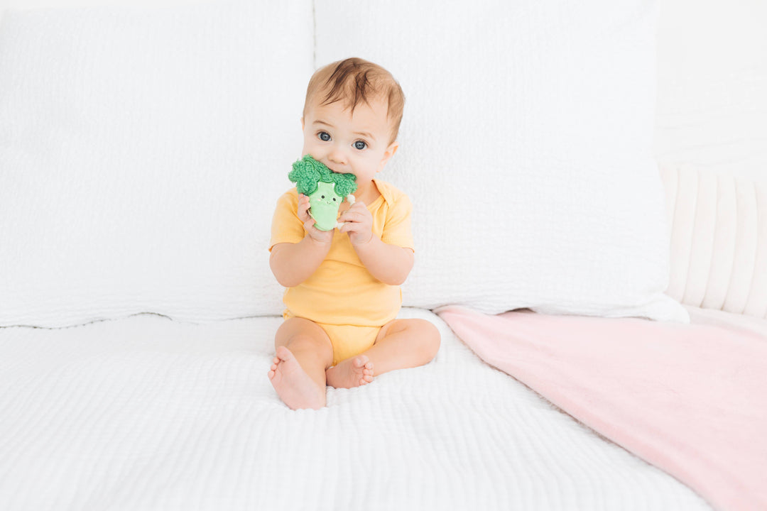 Broccoli Crinkle Baby Teether