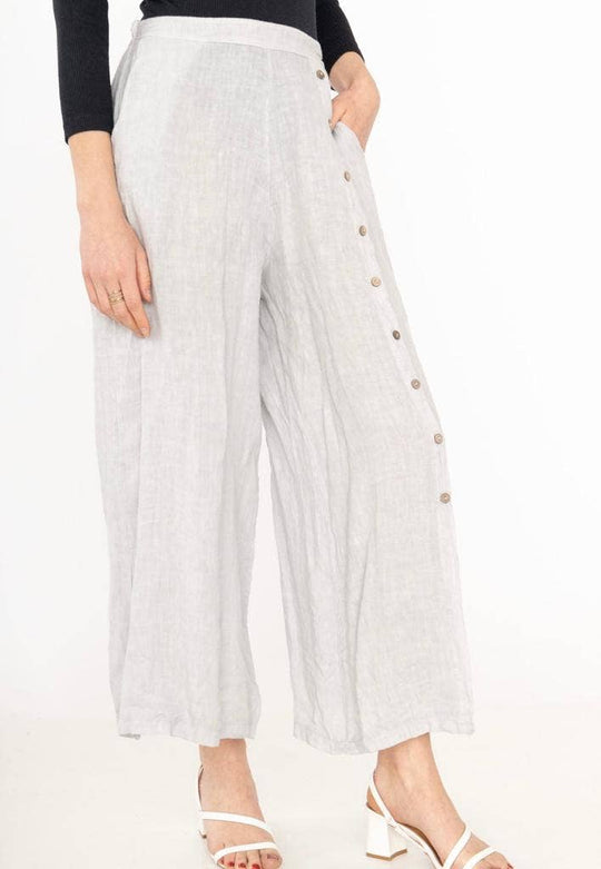 Straight buttoned Linen trousers