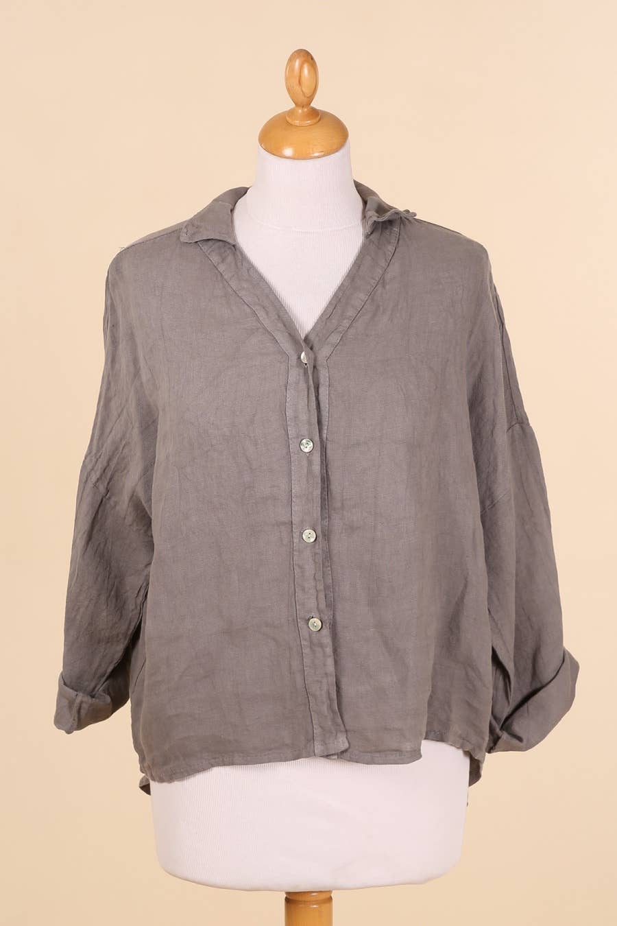 Full-length Linen Collared Shirt