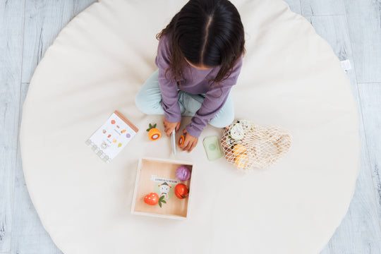 Wooden Farmers Market Toy Set, 21-Piece Pretend Play