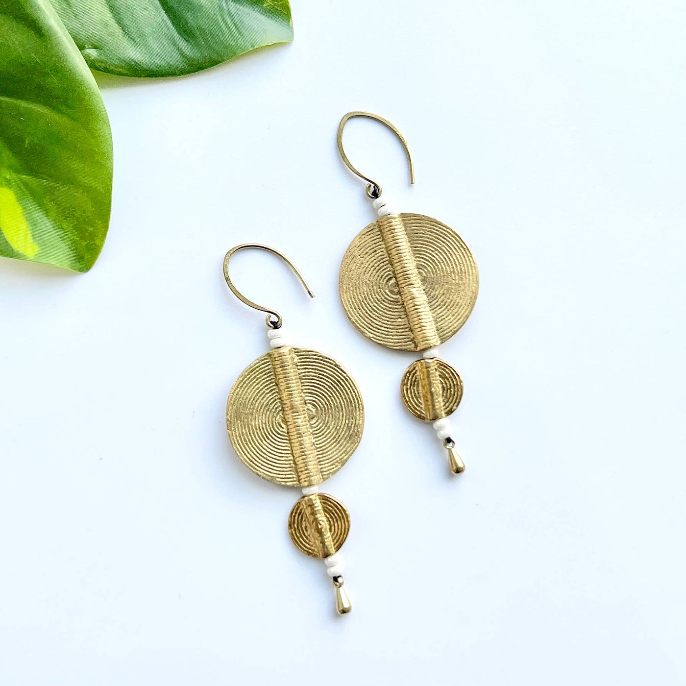 Baizaar Brass Graduated Labyrinth Earrings - Simple Good