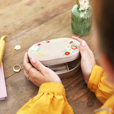 Embroidered Floral Velvet Jewelry Box