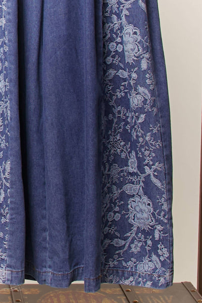 Wide-Leg Jeans with Butterfly Detail