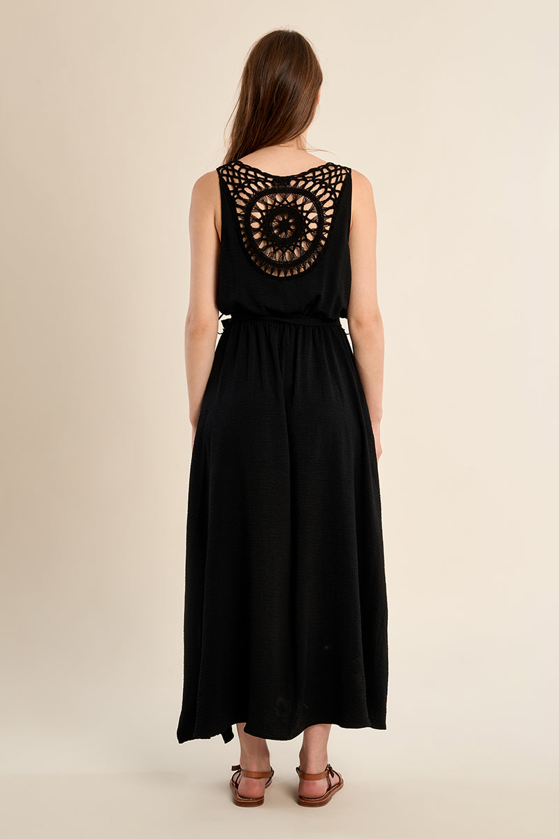 Maxi dress with openwork back