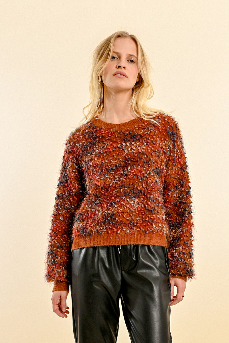 Ladies Huge Texture Sweater in Rust