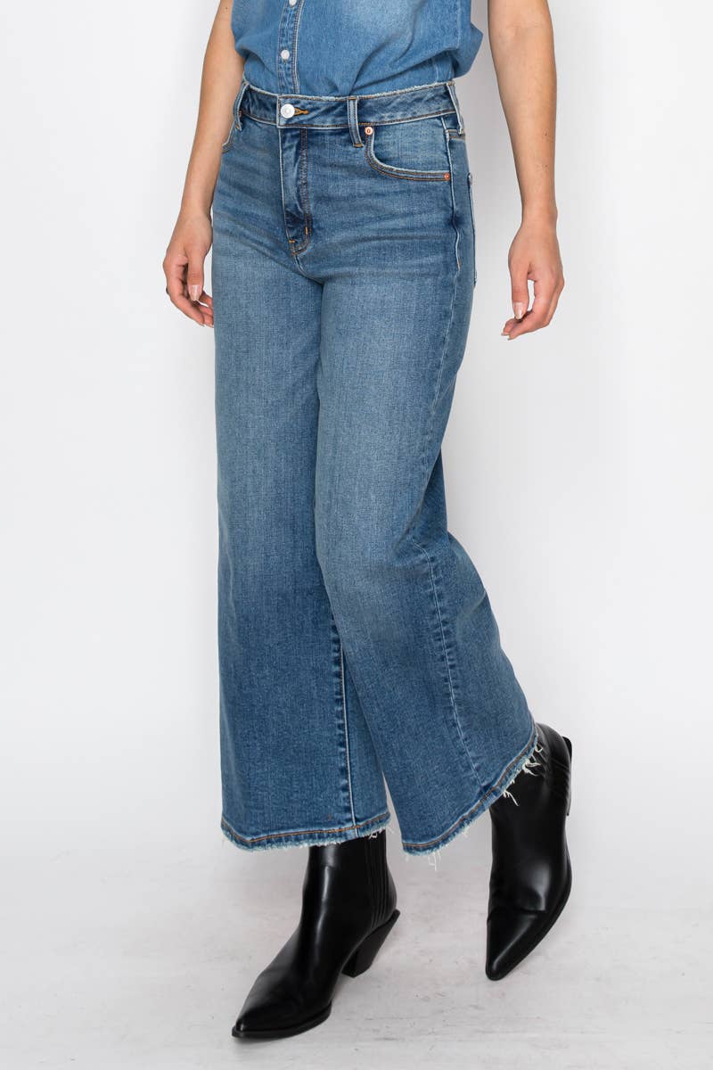 Ultra High Rise Wide Leg Cropped Jeans