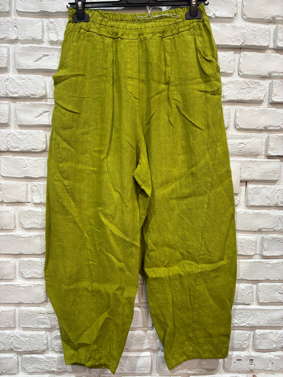 Barrel Fit Linen Ankle Pants