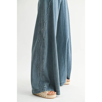 Wide Leg Stretch Denim With Scallop Trim