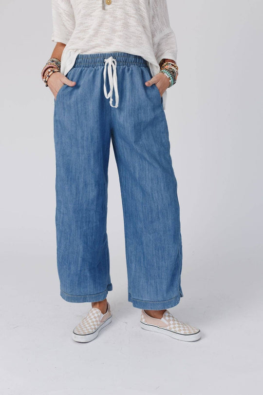 So Comfy Wide Leg Cropped Denim Pant