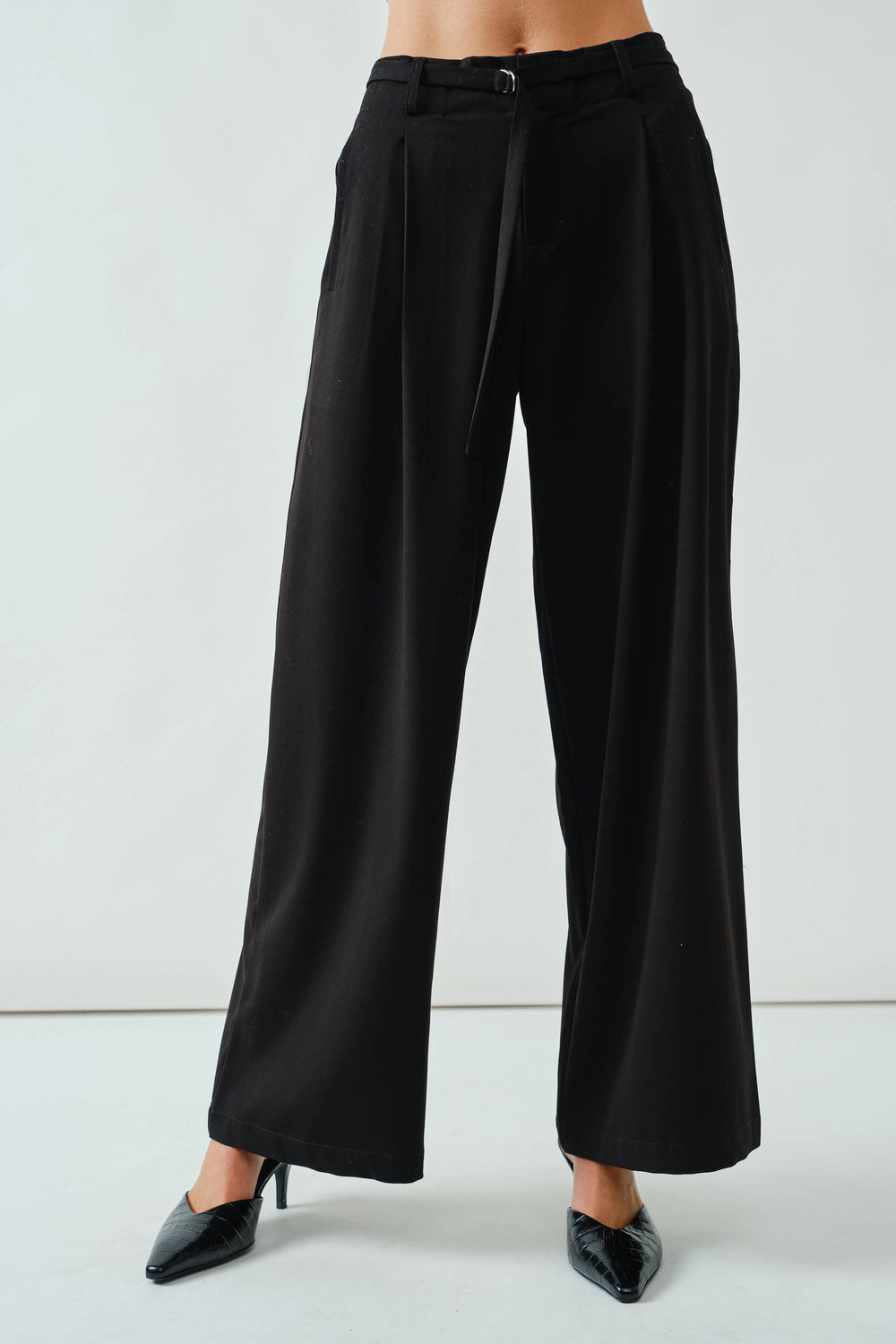 Wide Leg Trouser with Belt
