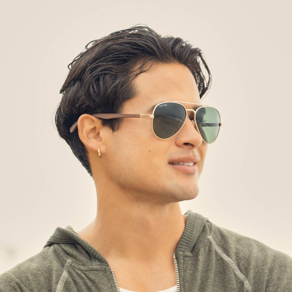 Mav Gold / Walnut Wood / Grey Green Polarized