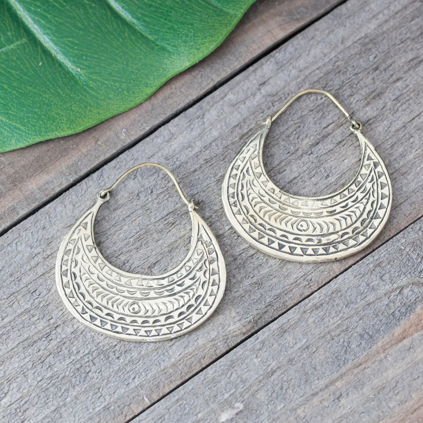 Baizaar Brass Etched Plate Earrings - Simple Good