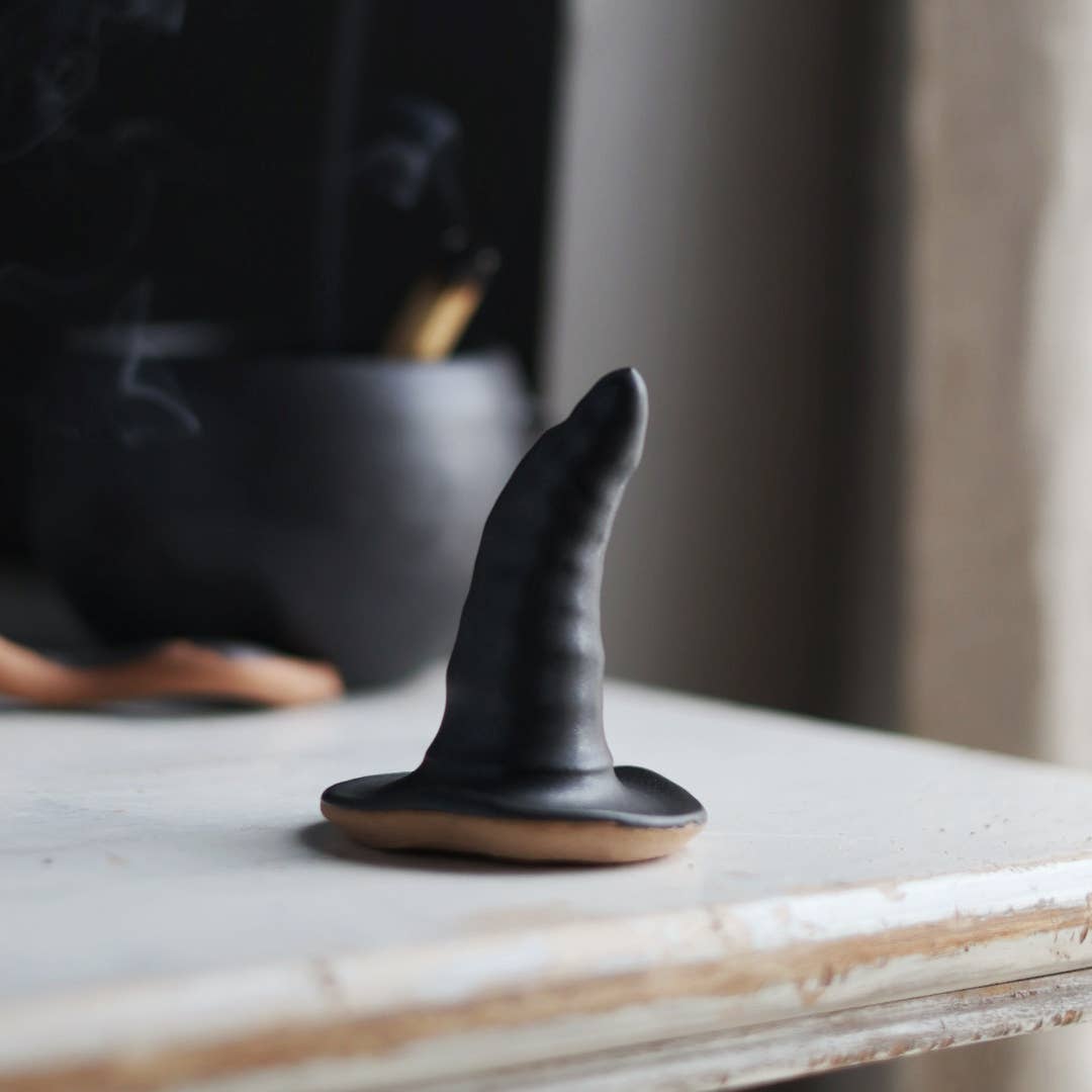Black Witch Hat Ring Holder