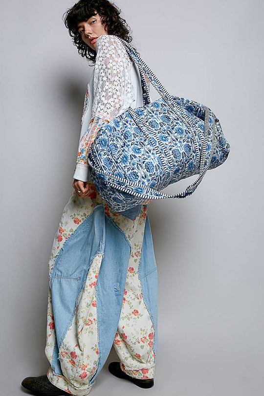 Front Pocket Quilted Adjustable Strap Duffel Bags