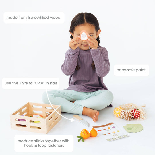 Wooden Farmers Market Toy Set, 21-Piece Pretend Play