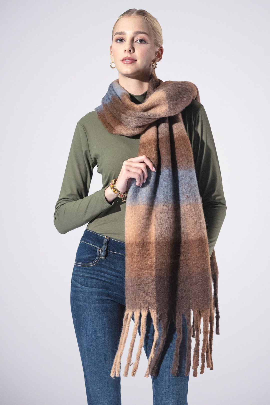 Yarn-dyed Checkered Fringe Scarf