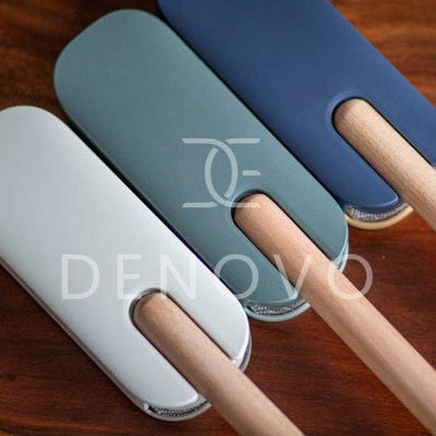 De Novo Self-Cleaning Lint Brushes Back-to-Basics Lint Brush with Wooden Handle - Simple Good