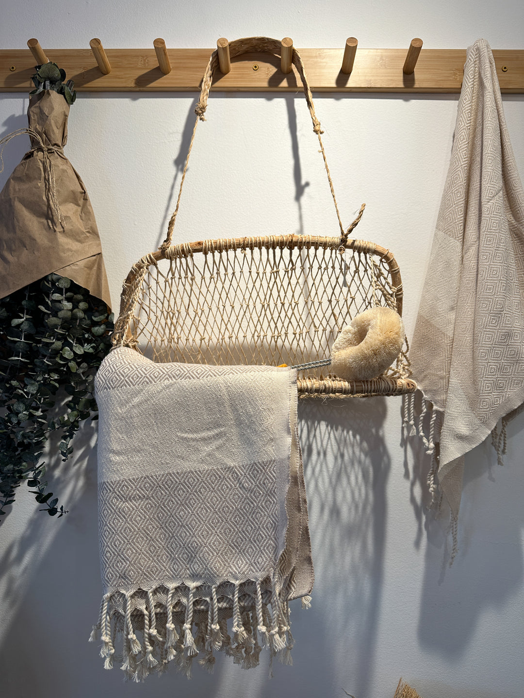 Mel Medium Mexican Haucaul Hanging Basket - Simple Good